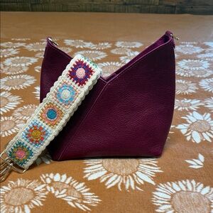 Portland Leather Women’s Shoulder Bag in Deep Plum / Fusia with Crochet Strap
